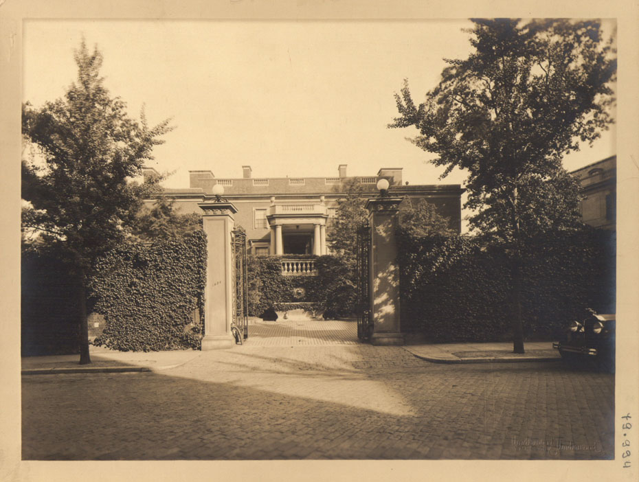 Vistas do palacete americano no qual Júlio Prestes ficou hospedado em 1930. Coleção Júlio Prestes. MIS
